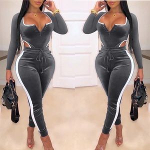 One piece set brand new